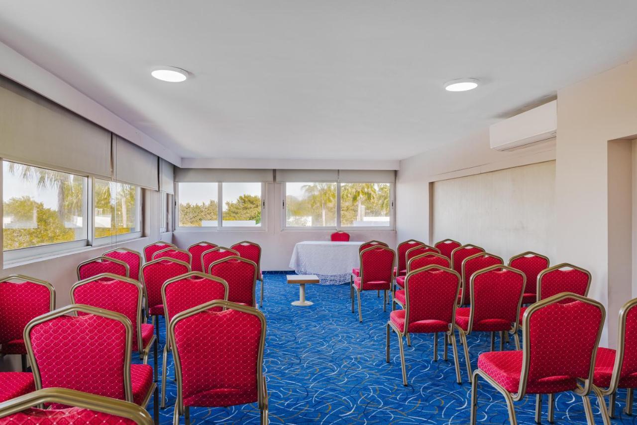 Uptown Bueyuek Anadolu Girne Hotel Eksteriør billede