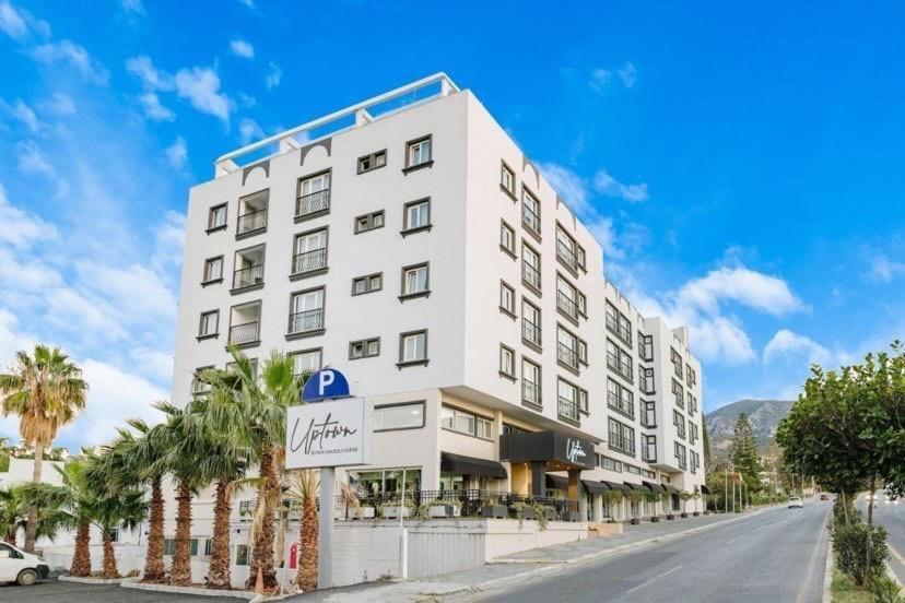 Uptown Bueyuek Anadolu Girne Hotel Eksteriør billede