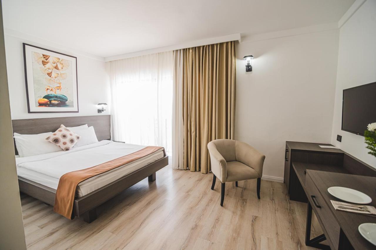 Uptown Bueyuek Anadolu Girne Hotel Eksteriør billede
